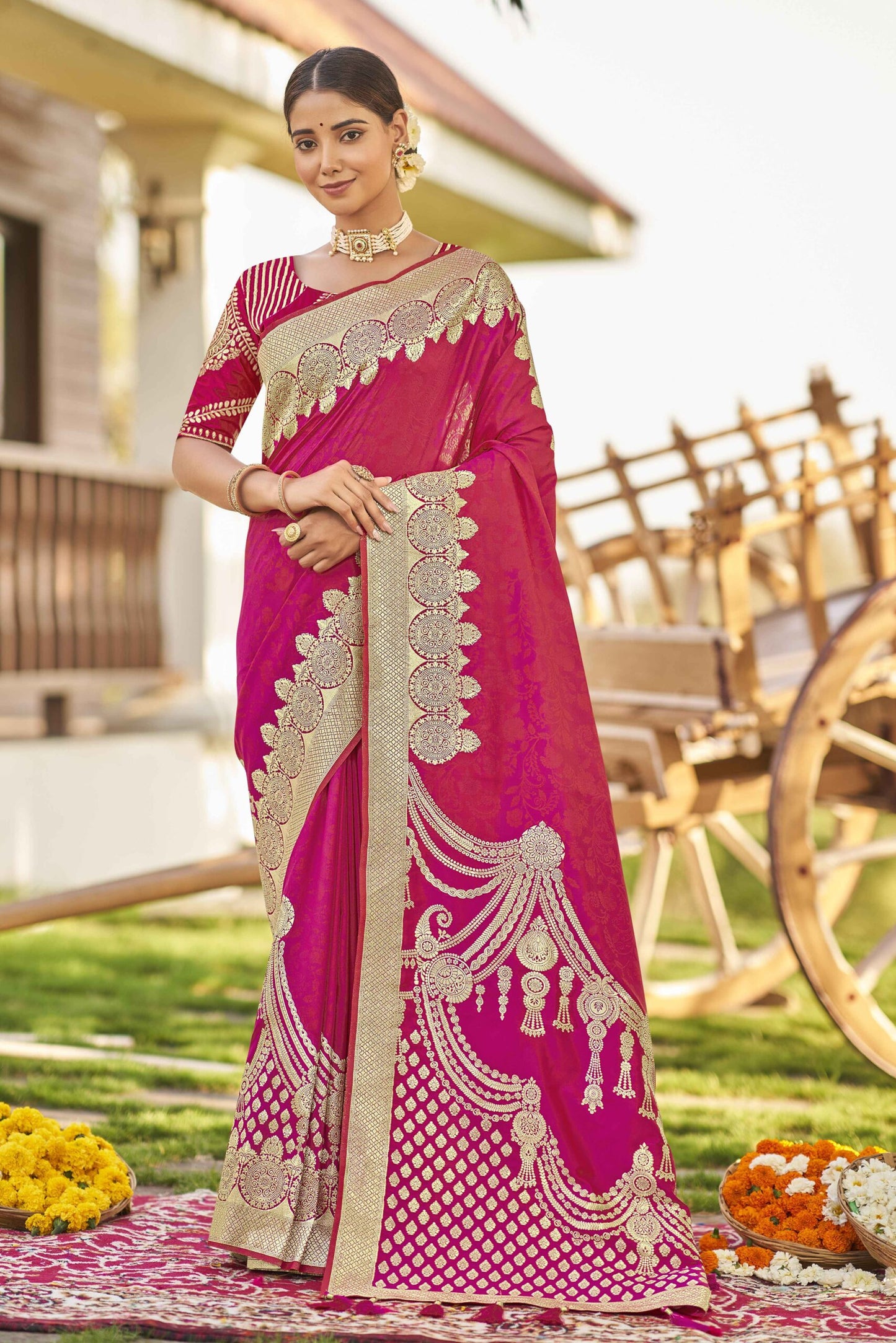 ZEEKHA Woven Banarasi Jacquard Withe Embroidery Work blouse  Saree  (Pink)-ZSEIELK01