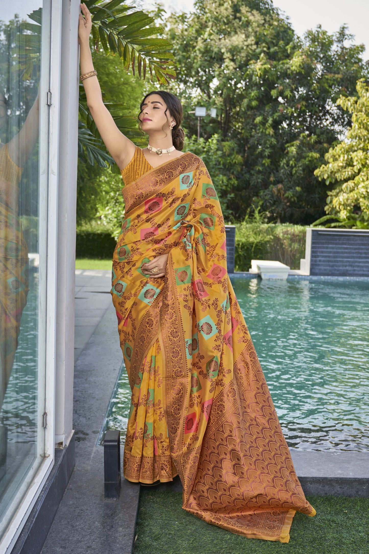 ZEEKHA Woven Banarasi Jacquard Saree  (Mustard)-ZSEIELK01