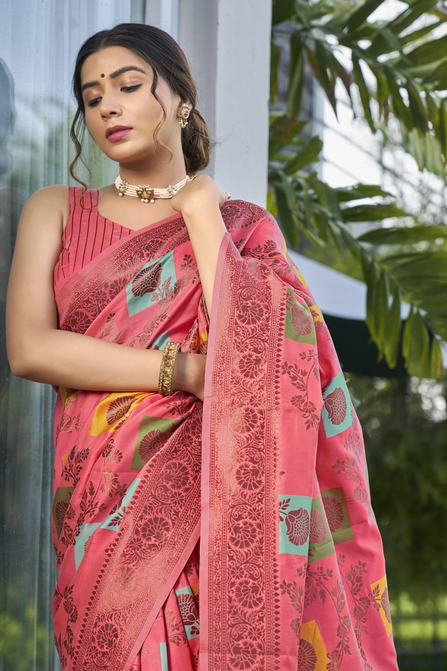 ZEEKHA Woven Banarasi Jacquard Saree  (Pink)-ZSEIELK01