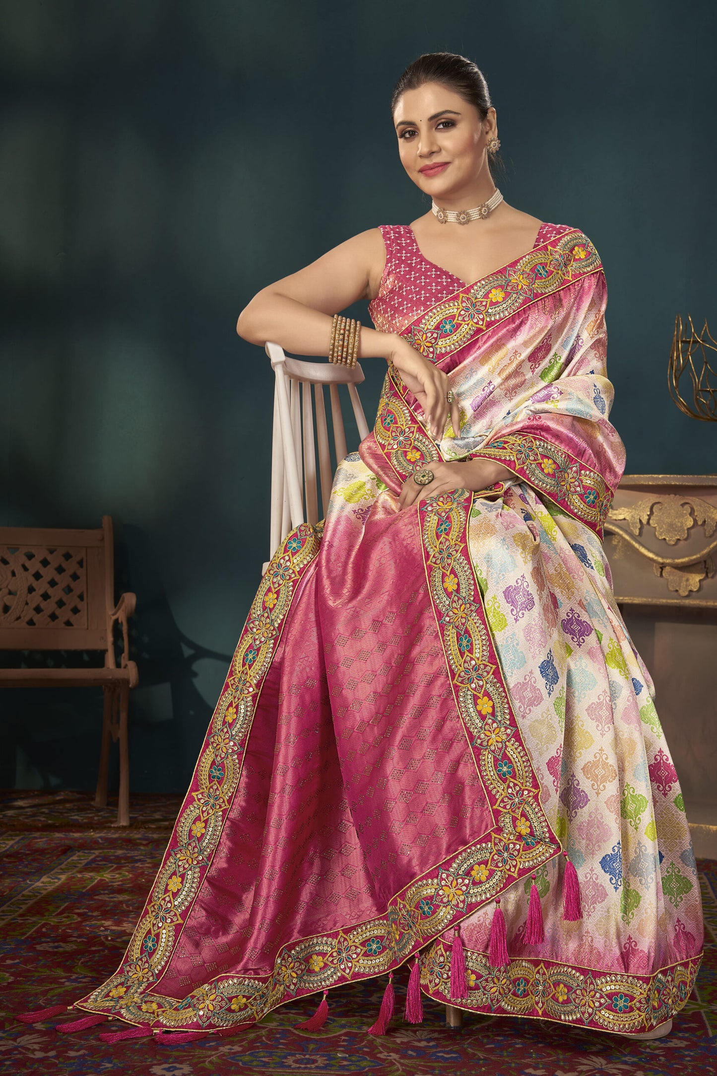 ZEEKHA Woven Banarasi Silk Blend Saree  (Multicolor)-ZSEIELK01