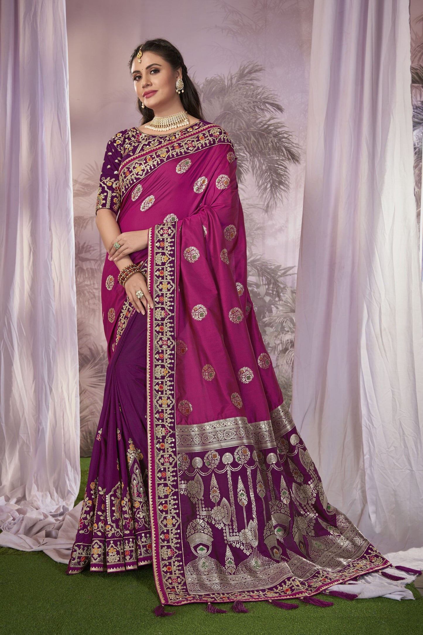 ZEEKHA Woven Banarasi Silk Withe Embroidery Work Saree  (Purple)-MN001