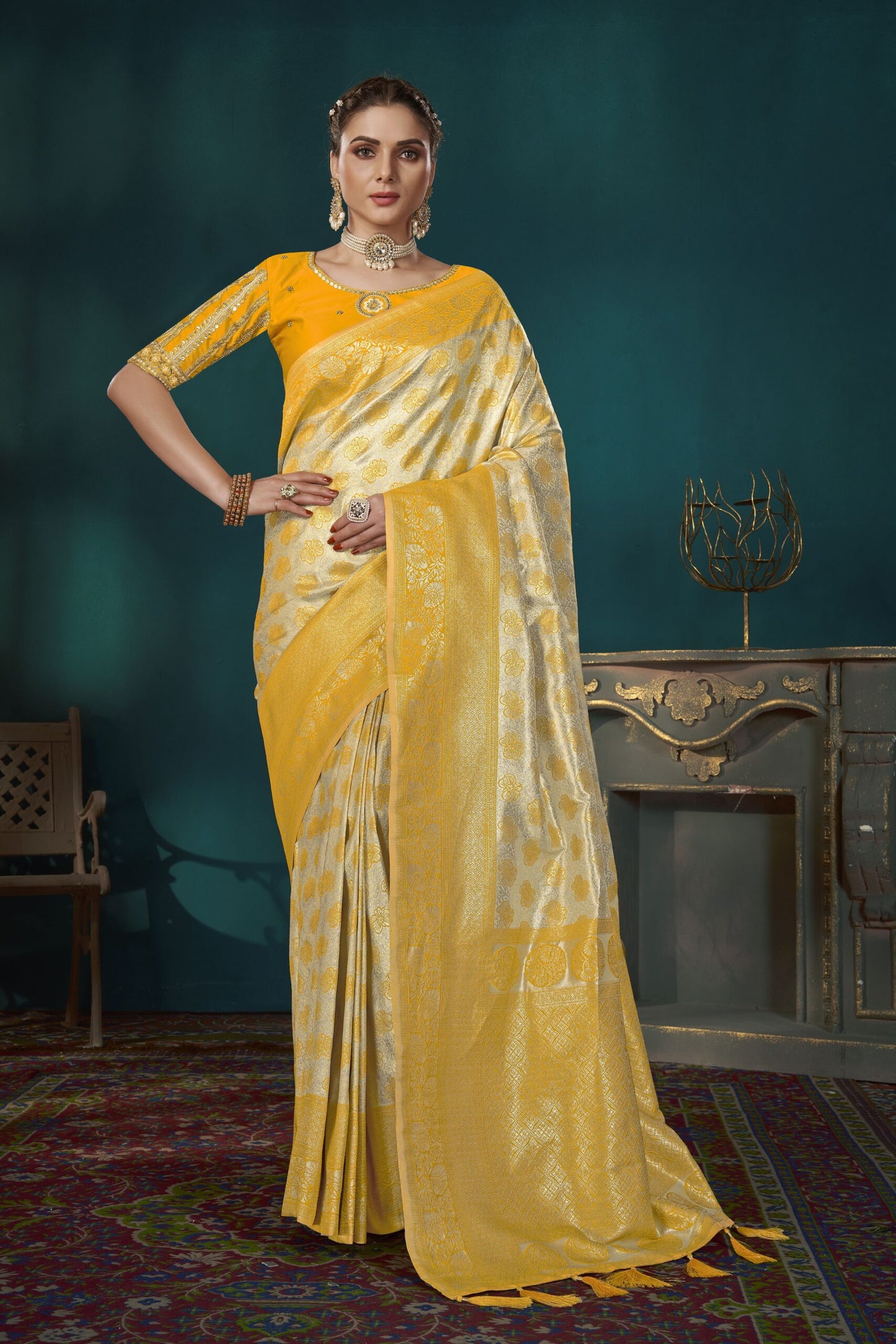 ZEEKHA Woven Banarasi Silk Saree  (Yellow)-ZSEIELK01