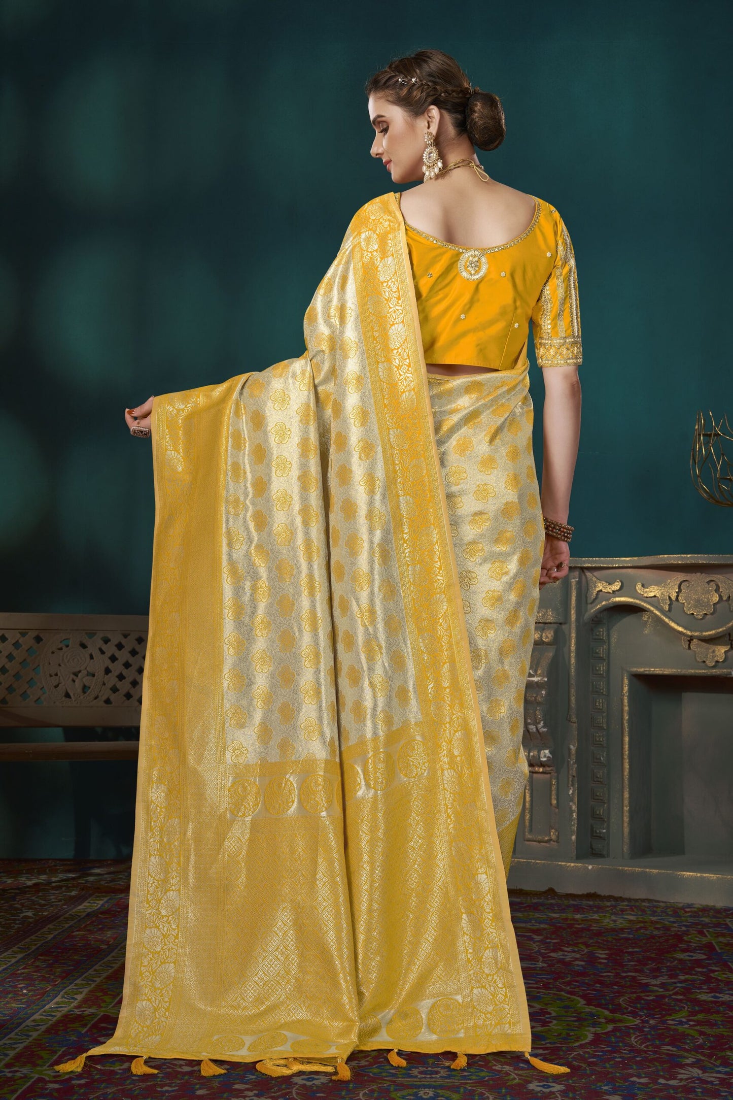 ZEEKHA Woven Banarasi Silk Saree  (Yellow)-ZSEIELK01