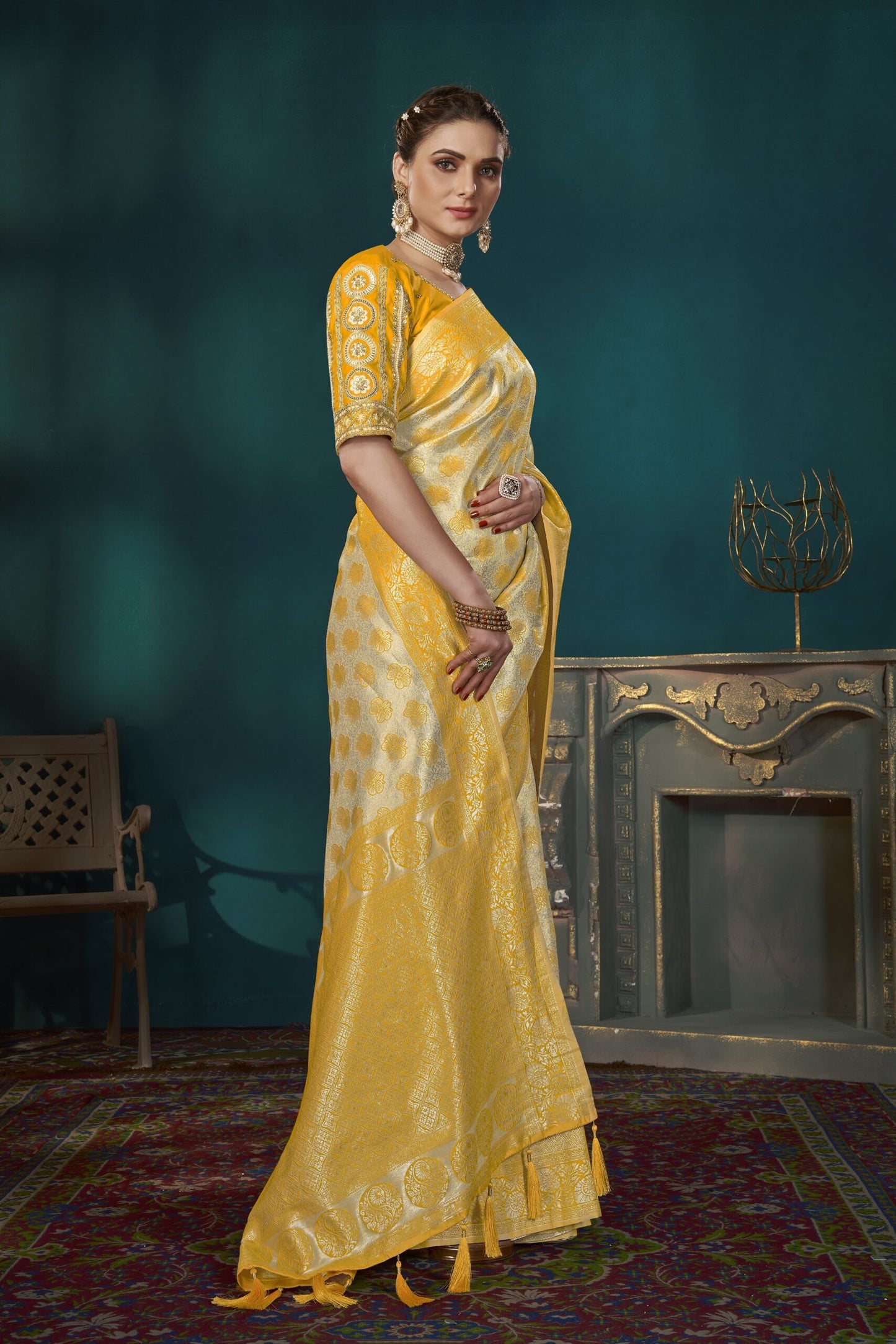 ZEEKHA Woven Banarasi Silk Saree  (Yellow)-ZSEIELK01