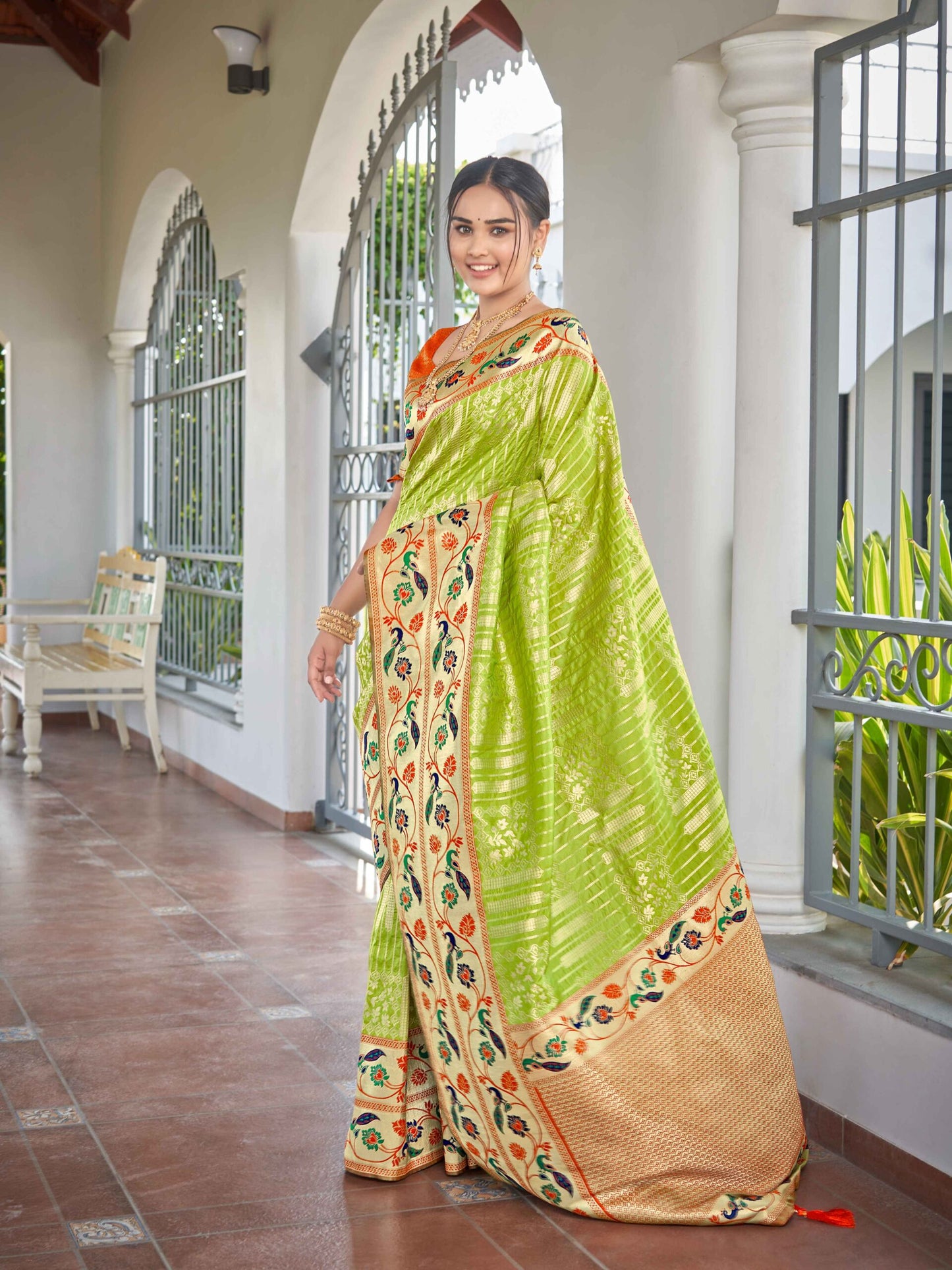 ZEEKHA Woven Banarasi Jequard Paithani Style Silk  Saree (Pista Green)-ZSEIELK01