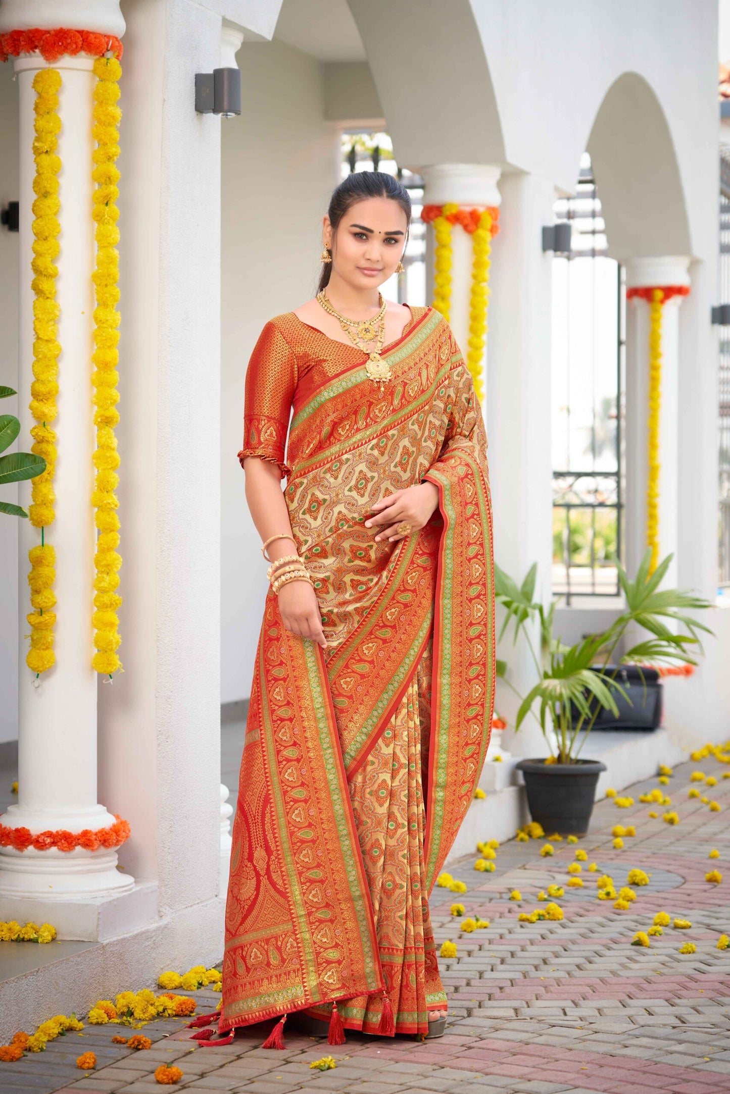 ZEEKHA Woven Banarasi Jequard Patola Style Silk  Saree (Orange)-ZSEIELK01