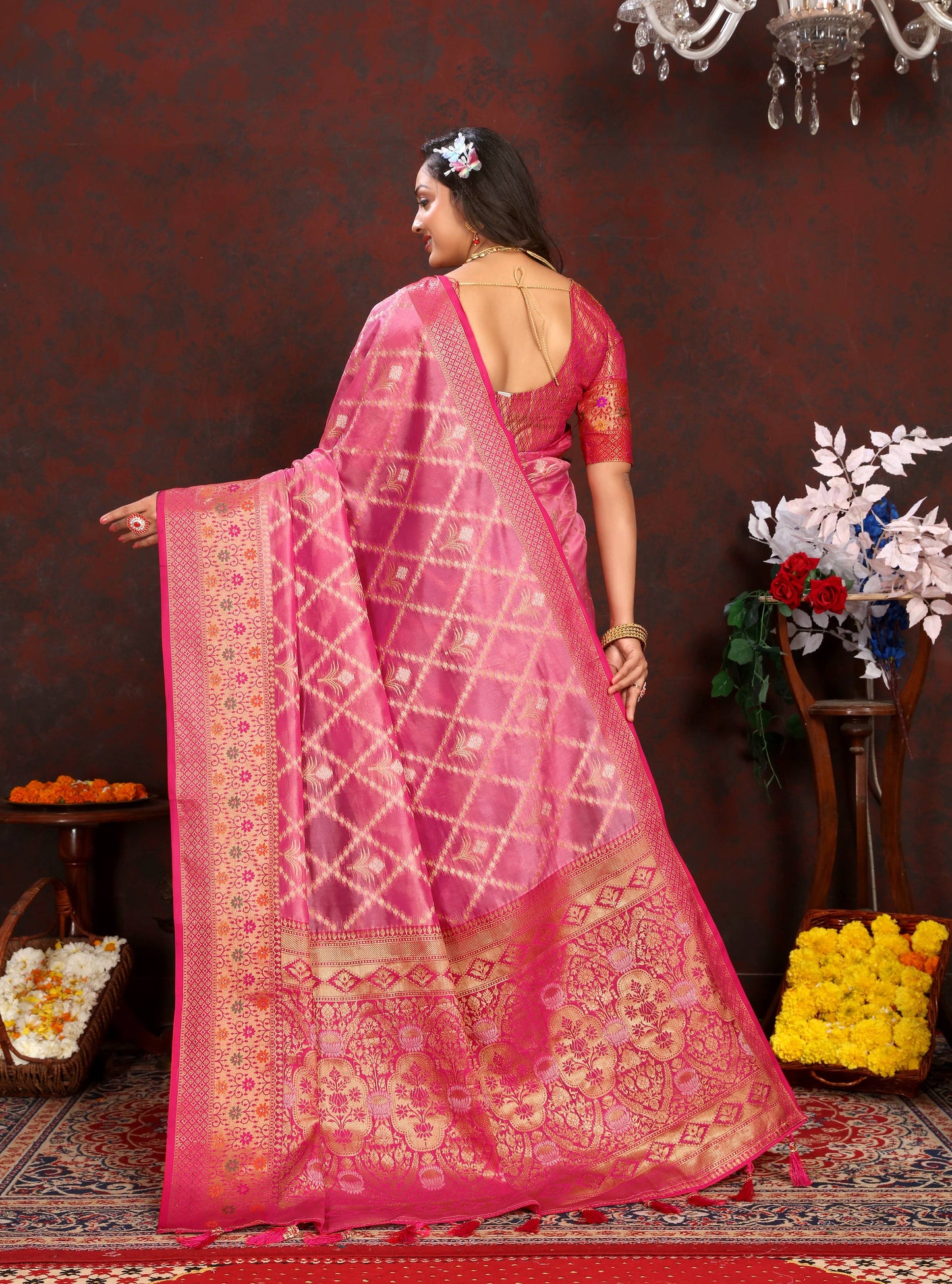 luxurious designer Women's Soft  Organza silk saree with Meenakari  weawing design  and  Rich Meenakari  weawing silk saree