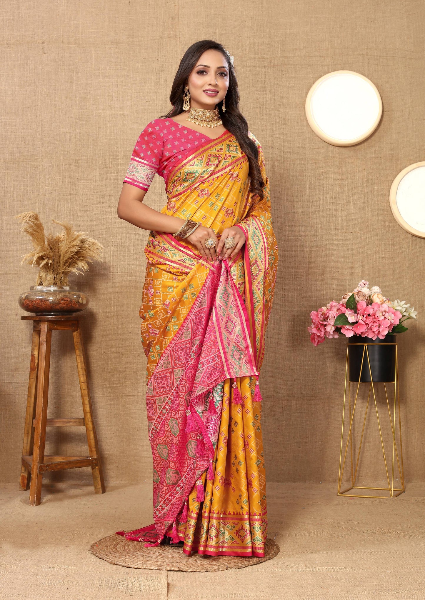 luxurious designer Women's Soft  Patola  silk saree with Meenakari  zari weawing motifs  and Rich Zari weawing silk saree