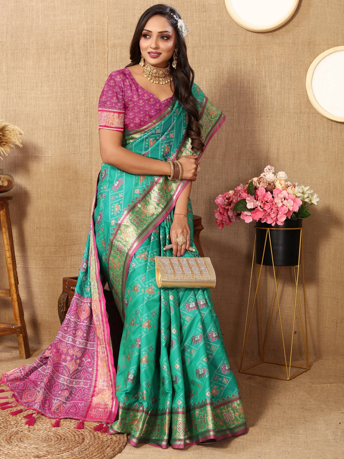 luxurious designer Women's Soft  Patola  silk saree with Meenakari  zari weawing motifs  and Rich Zari weawing silk saree