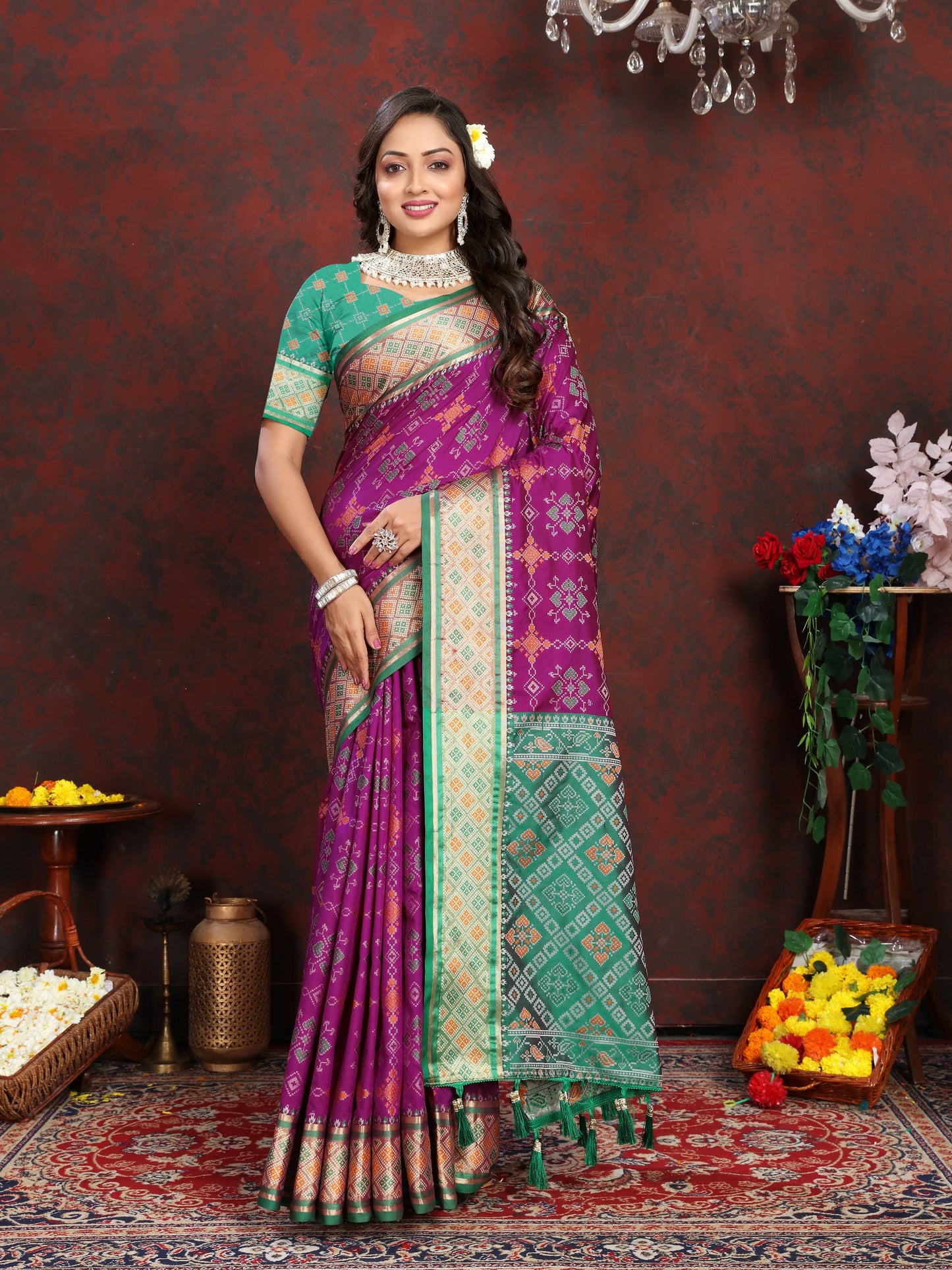 luxurious designer Women's Soft  Patola  silk saree with Meenakari  zari weawing motifs  and Rich Zari weawing silk saree