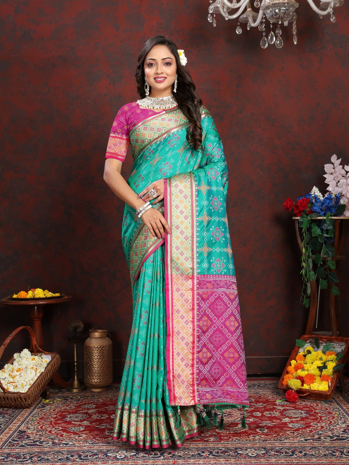 luxurious designer Women's Soft  Patola  silk saree with Meenakari  zari weawing motifs  and Rich Zari weawing silk saree