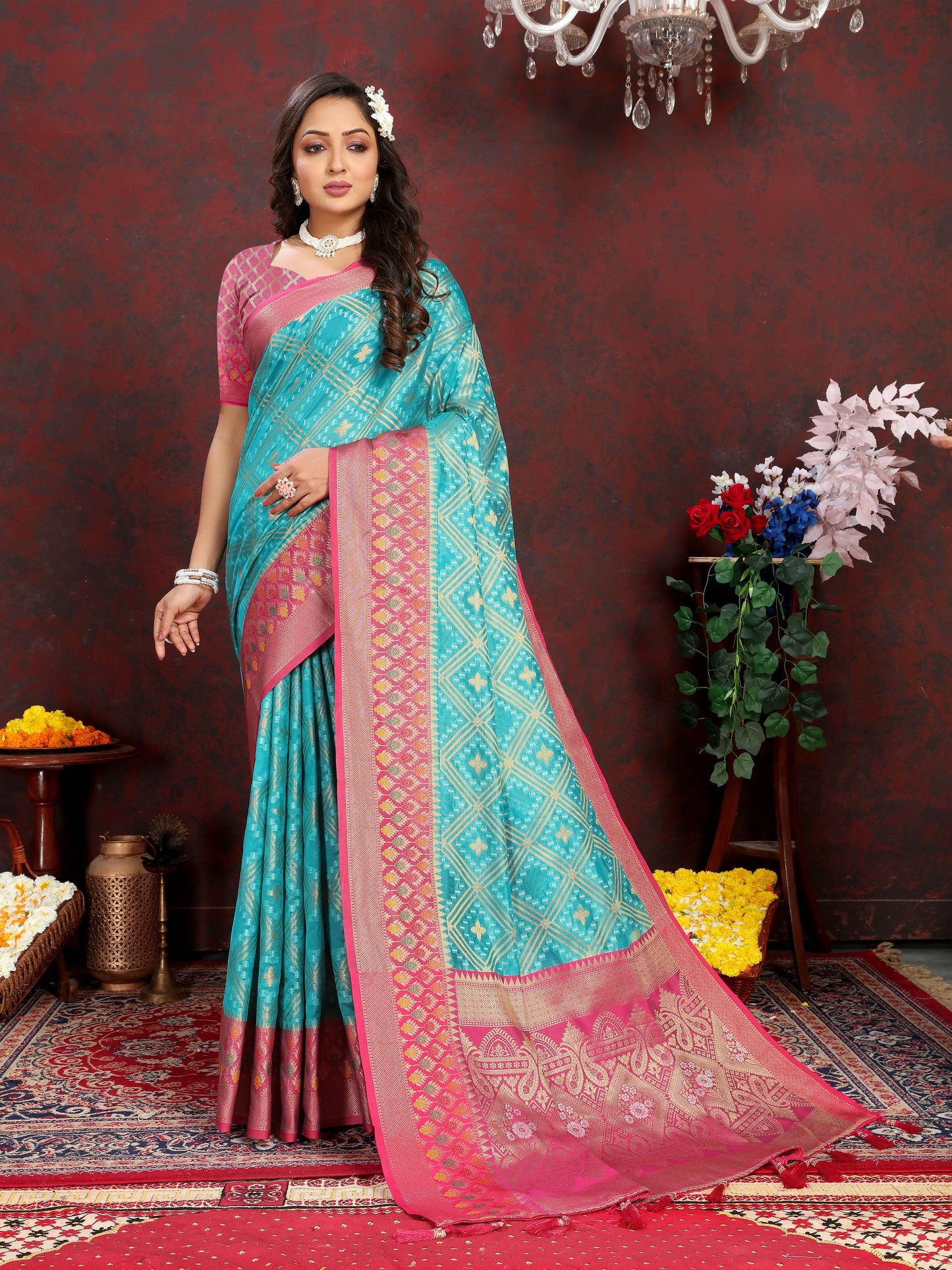 luxurious designer Women's Soft  Organza silk saree with Meenakari  weawing design  and  Rich Meenakari  weawing silk saree