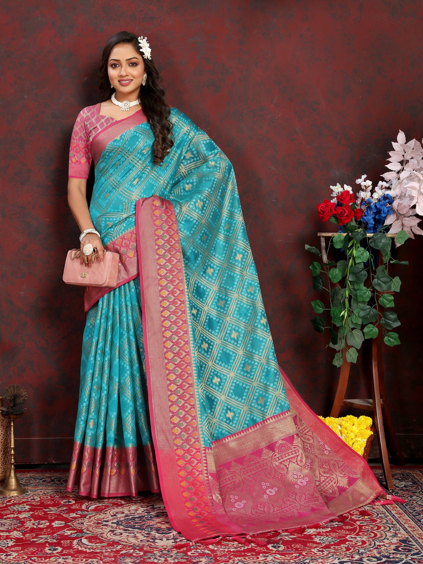 luxurious designer Women's Soft  Organza silk saree with Meenakari  weawing design  and  Rich Meenakari  weawing silk saree