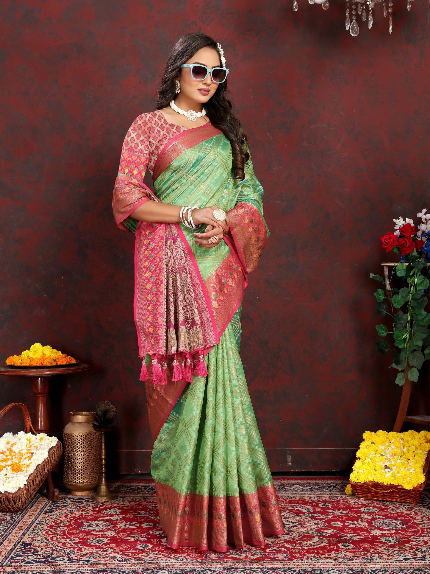 luxurious designer Women's Soft  Organza silk saree with Meenakari  weawing design  and  Rich Meenakari  weawing silk saree