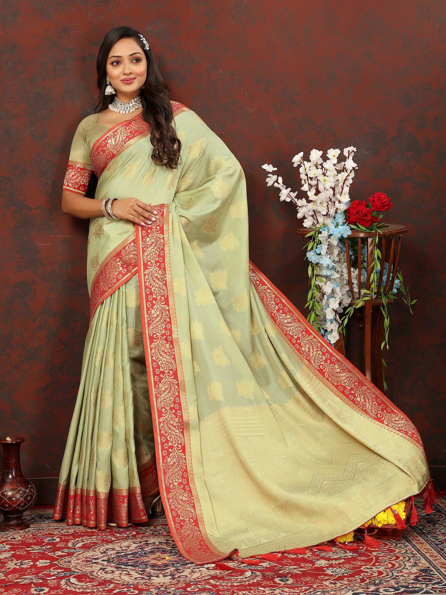 luxurious designer Women's Soft Cotton saree with zari  weawing design  and Rich Zari weawing silk saree