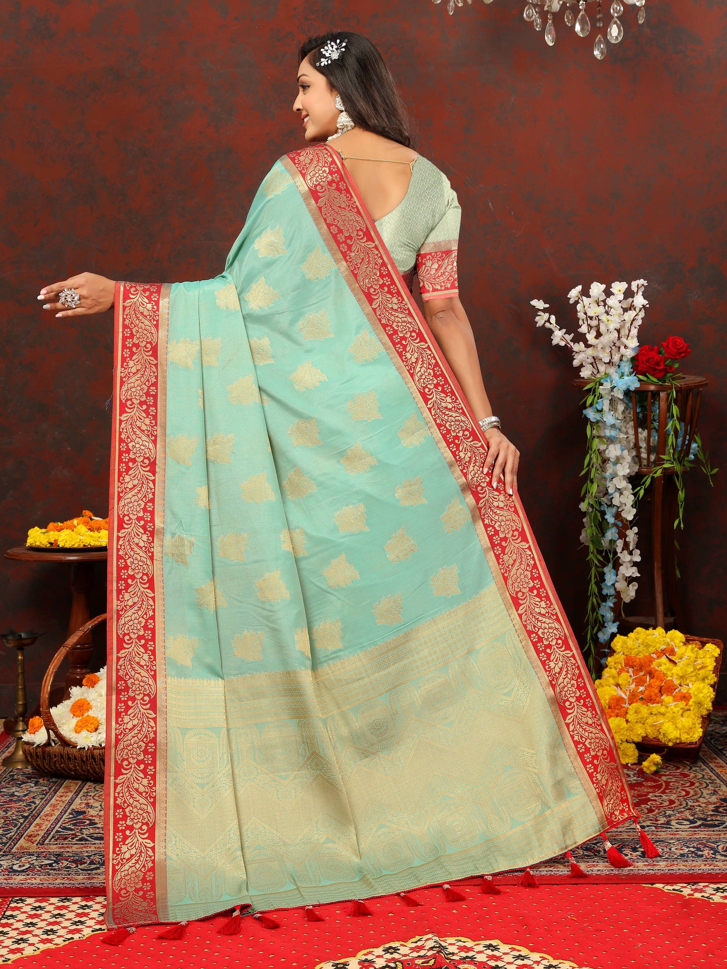 luxurious designer Women's Soft Cotton saree with zari  weawing design  and Rich Zari weawing silk saree