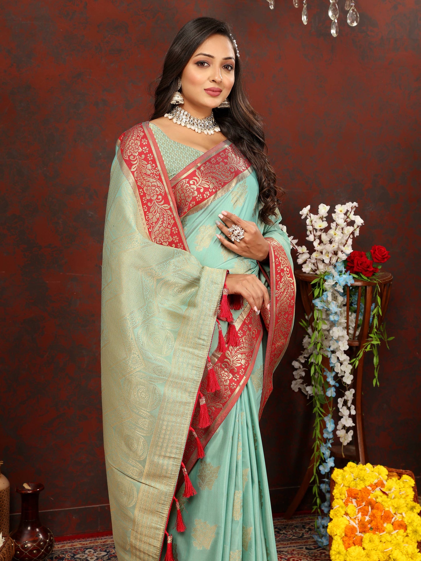 luxurious designer Women's Soft Cotton saree with zari  weawing design  and Rich Zari weawing silk saree