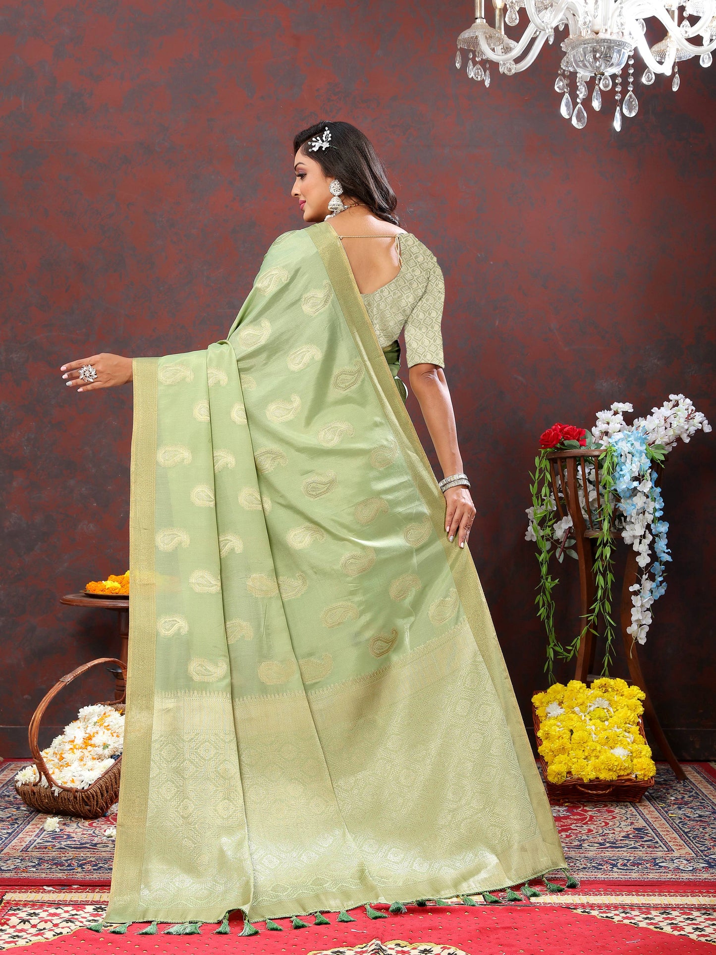 luxurious designer Women's Soft Cotton saree with zari  weawing design  and Rich Zari weawing silk saree