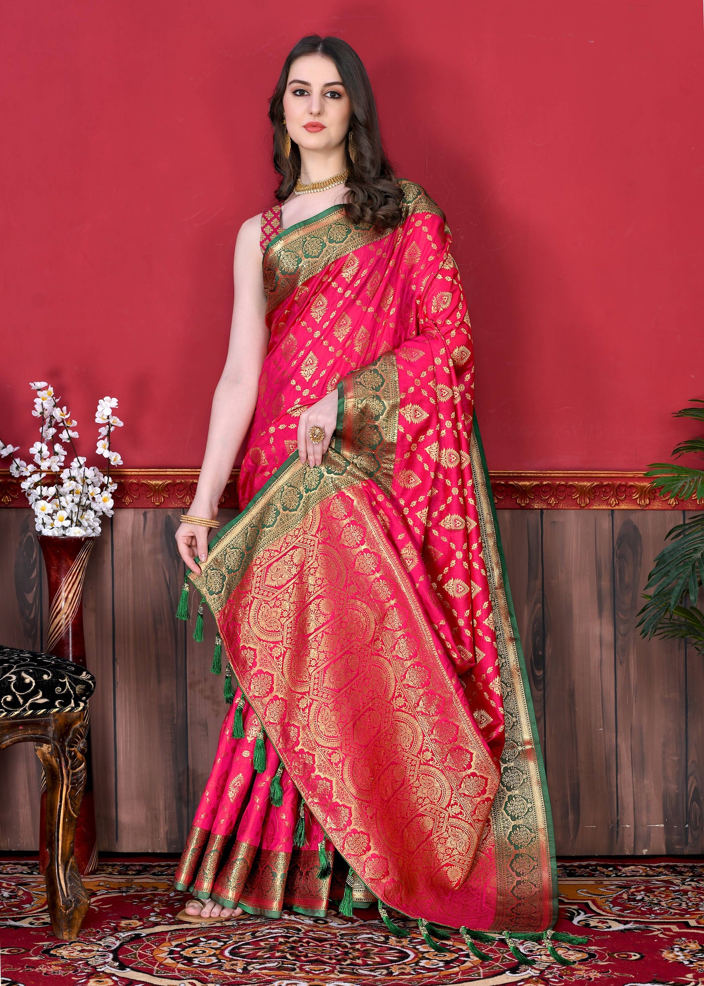 luxurious designer Women's Soft  silk saree with zari weawing design silk saree