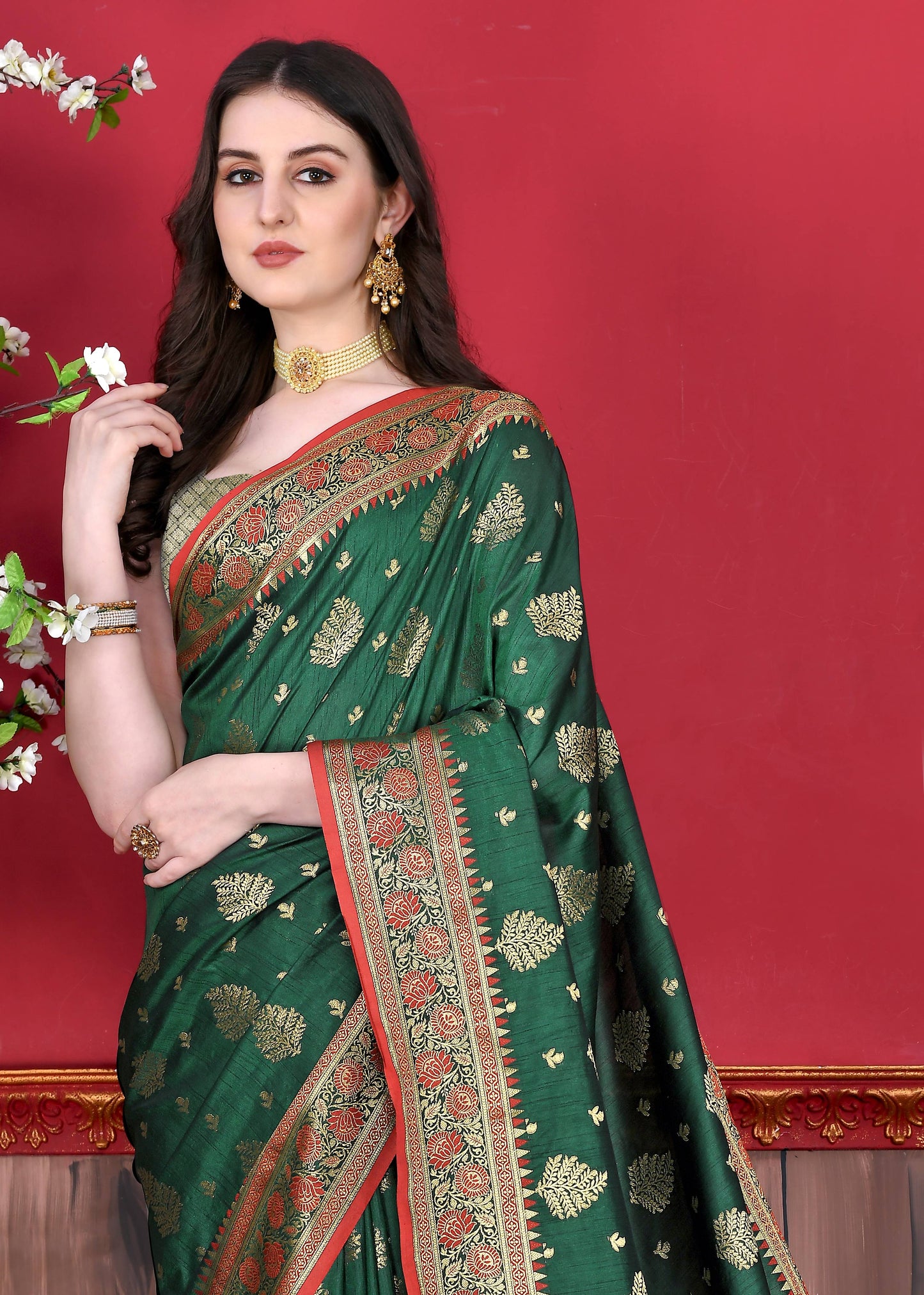 luxurious designer Women's Soft  silk saree with zari weawing design silk saree