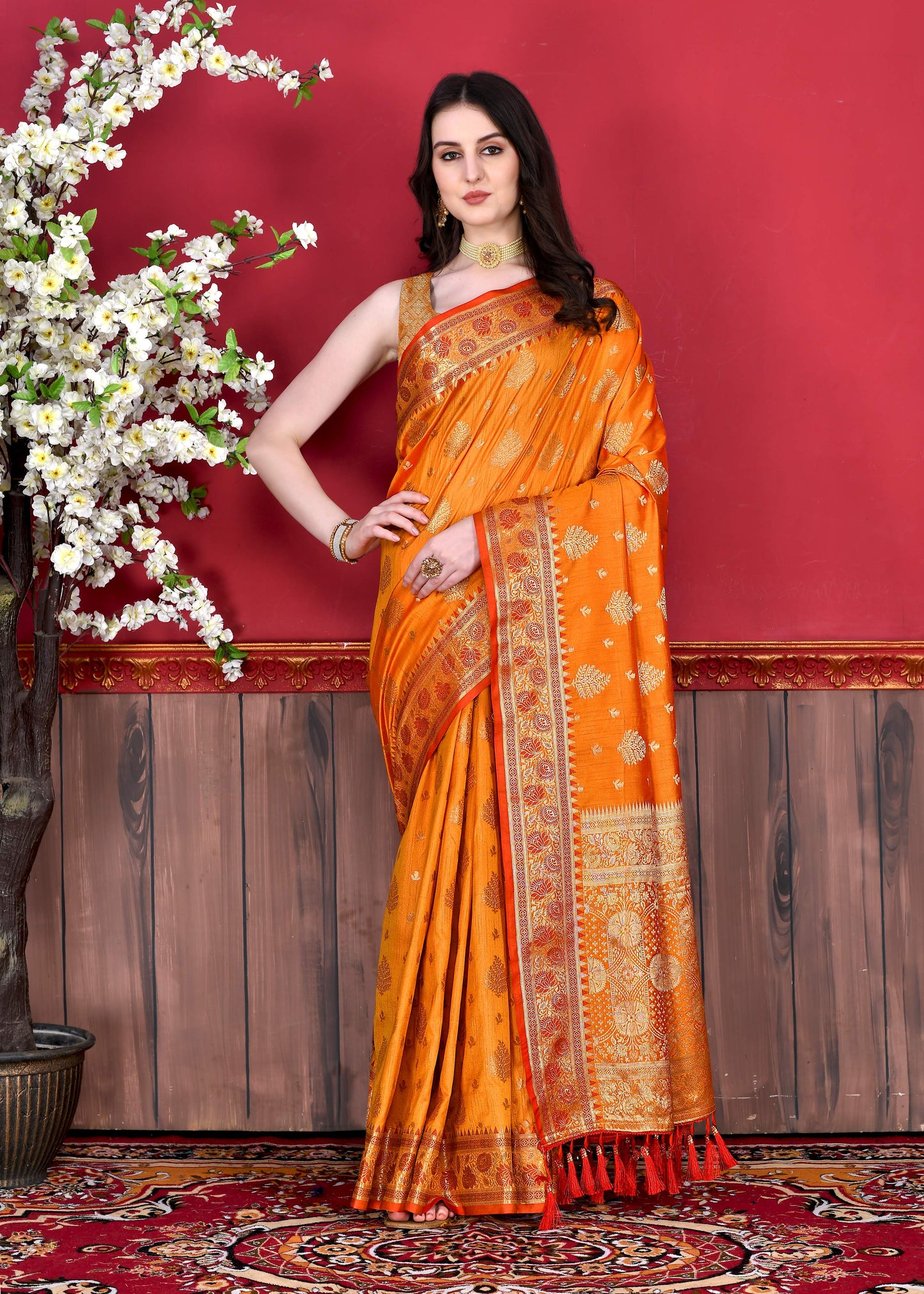 luxurious designer Women's Soft  silk saree with zari weawing design silk saree