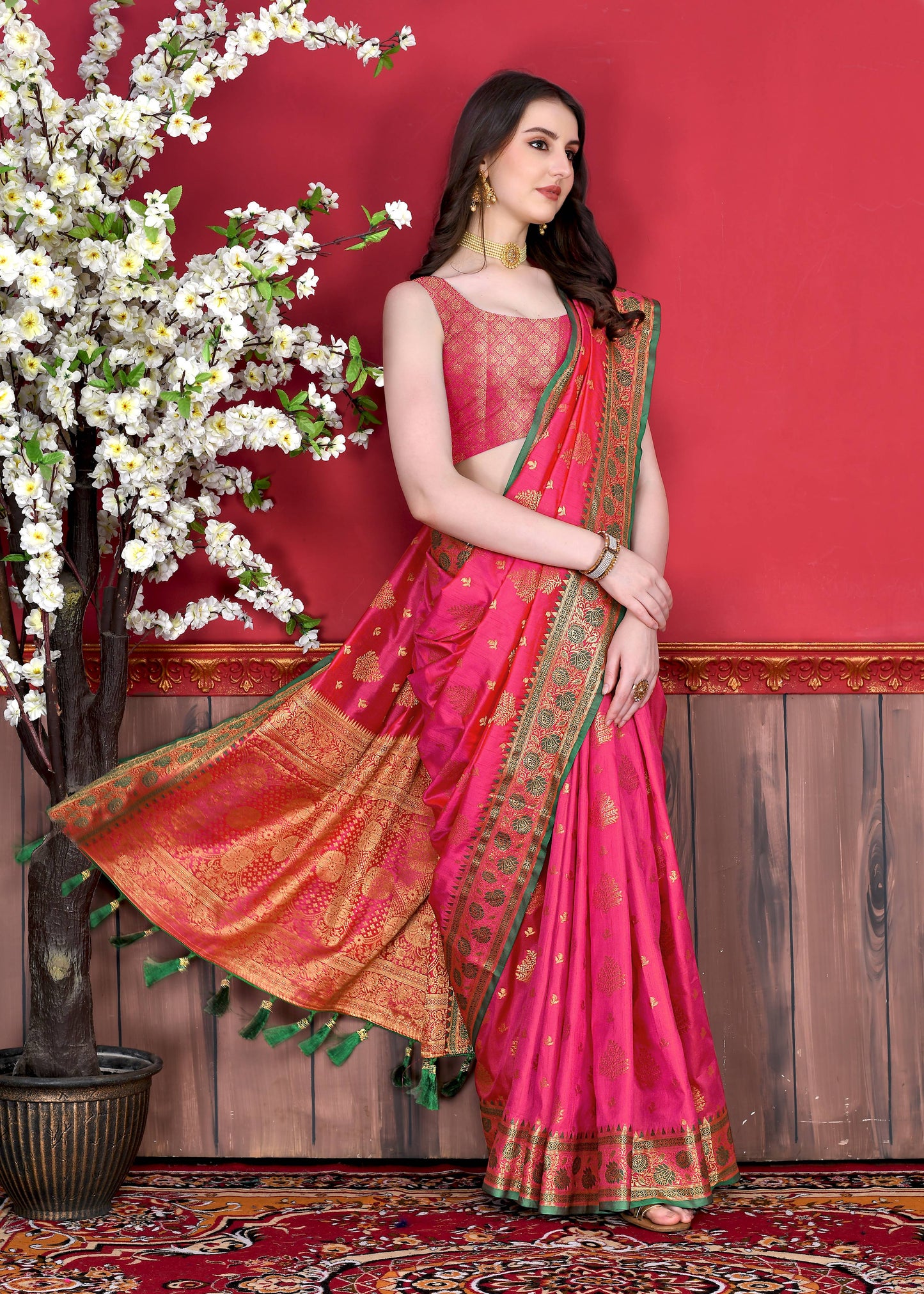 luxurious designer Women's Soft  silk saree with zari weawing design silk saree