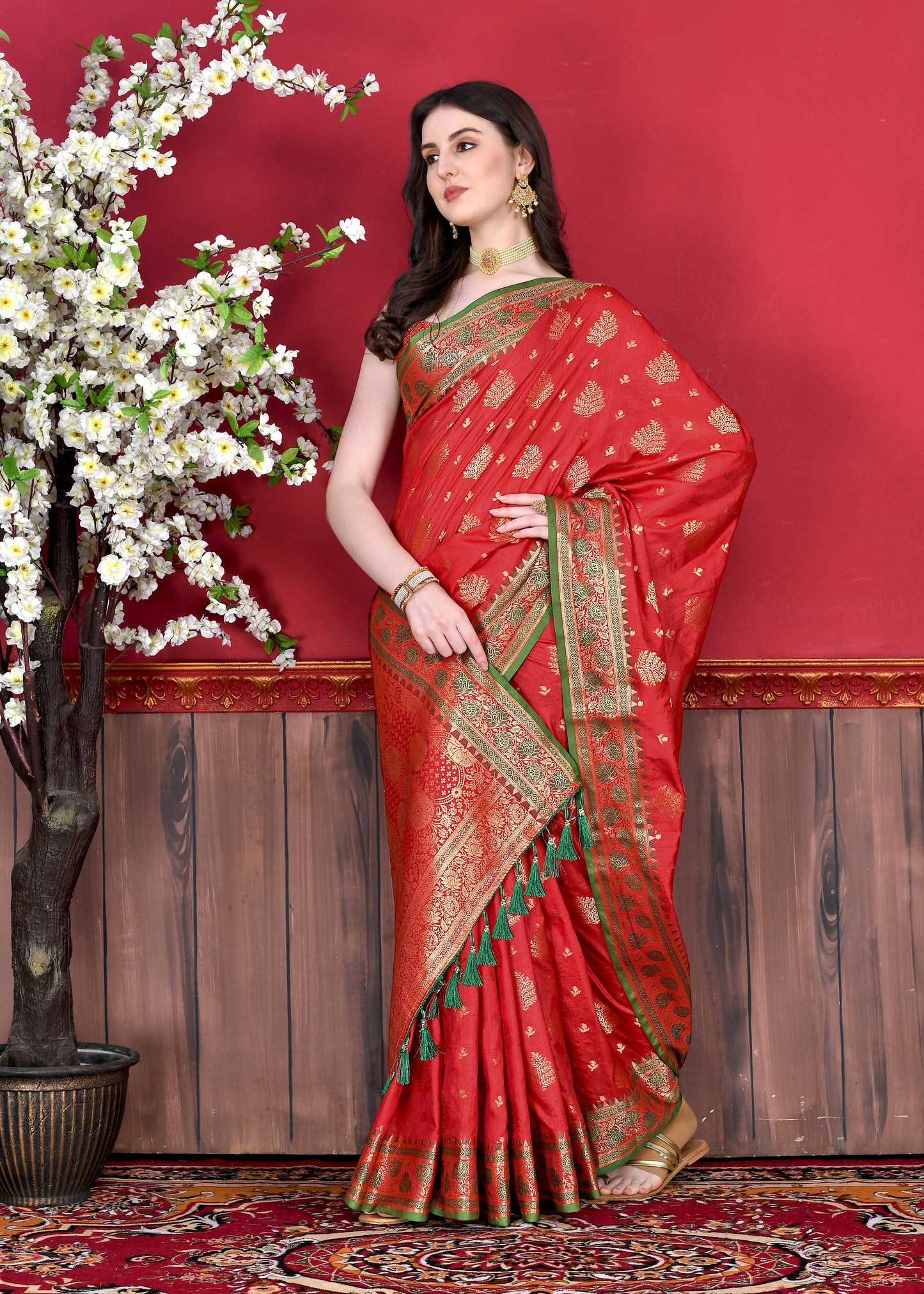 luxurious designer Women's Soft  silk saree with zari weawing design silk saree