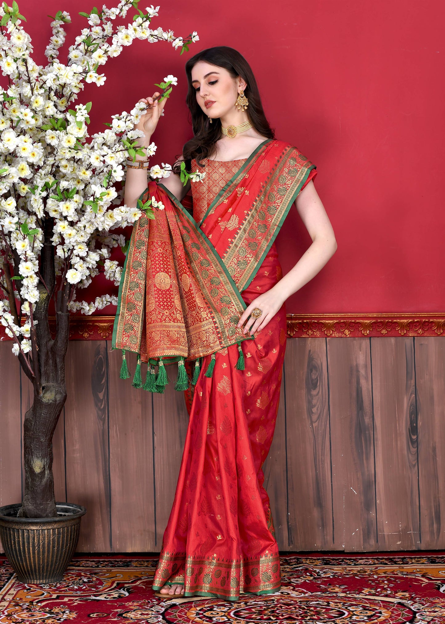 luxurious designer Women's Soft  silk saree with zari weawing design silk saree