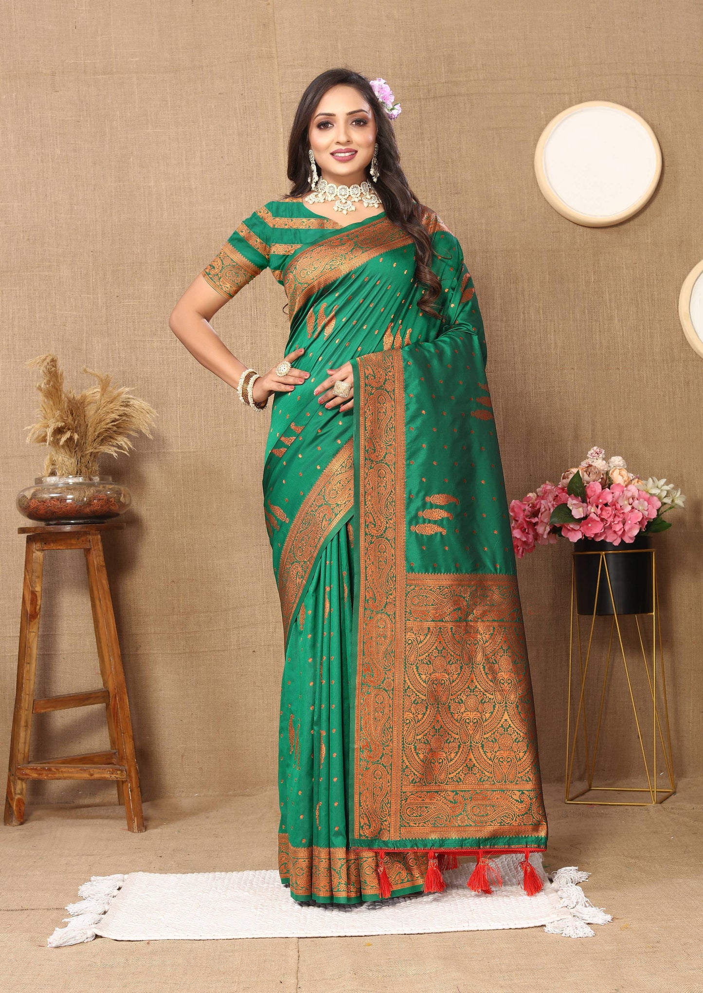 luxurious designer Women's Soft  silk saree with copper zari weawing design  and Rich Zari weawing silk saree