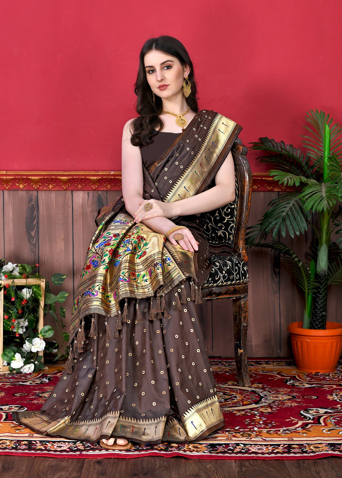 luxurious designer Women's Soft  Pethani silk saree with Gold zari weawing motifs   and Rich Zari silk saree