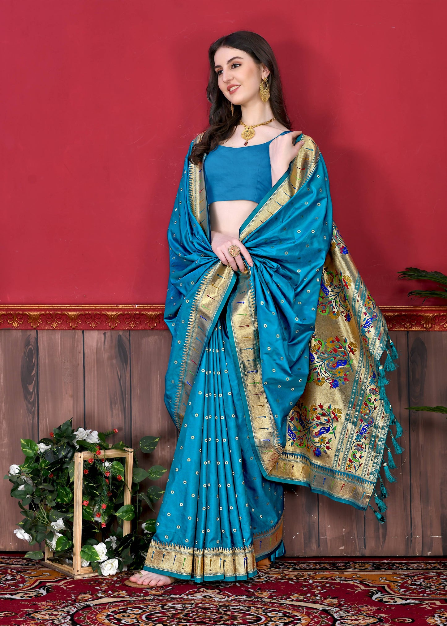 luxurious designer Women's Soft  Pethani silk saree with Gold zari weawing motifs   and Rich Zari silk saree