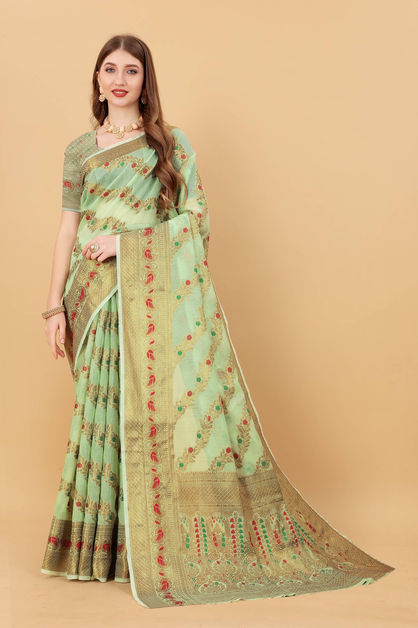 luxurious designer Women's Soft cotton  saree with zari  weawing design  and Rich Zari weawing silk saree