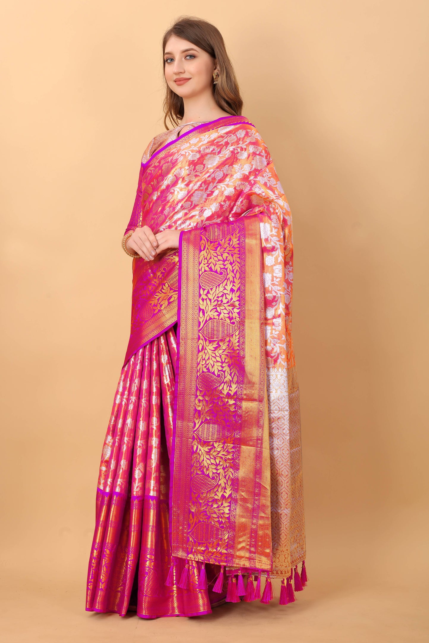 luxurious designer Women's Soft  Kanjivaram silk saree with zari weawing design  and Rich Zari silk saree