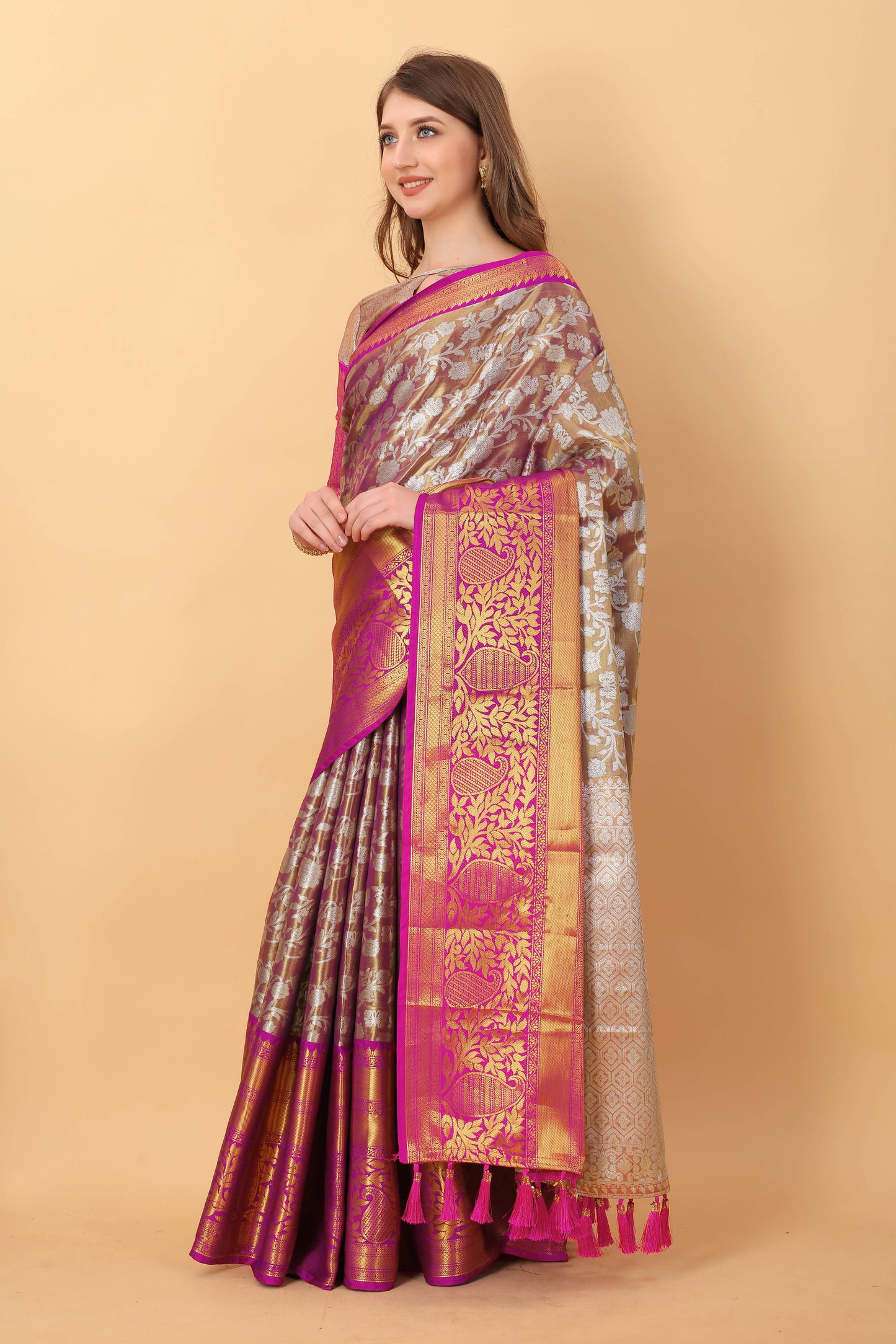 luxurious designer Women's Soft  Kanjivaram silk saree with zari weawing design  and Rich Zari silk saree