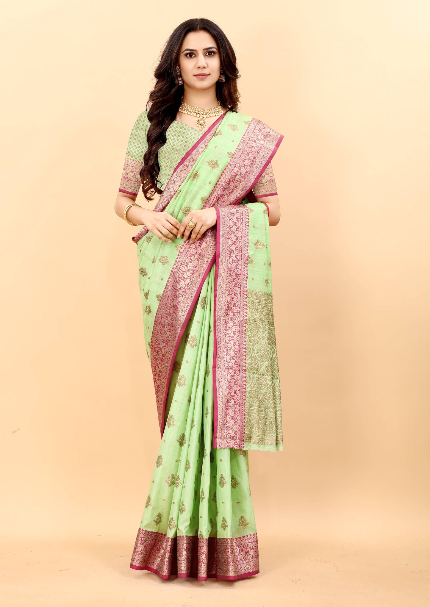 luxurious designer Women's Soft Silk saree with zari  weawing design  and Rich Zari weawing silk saree