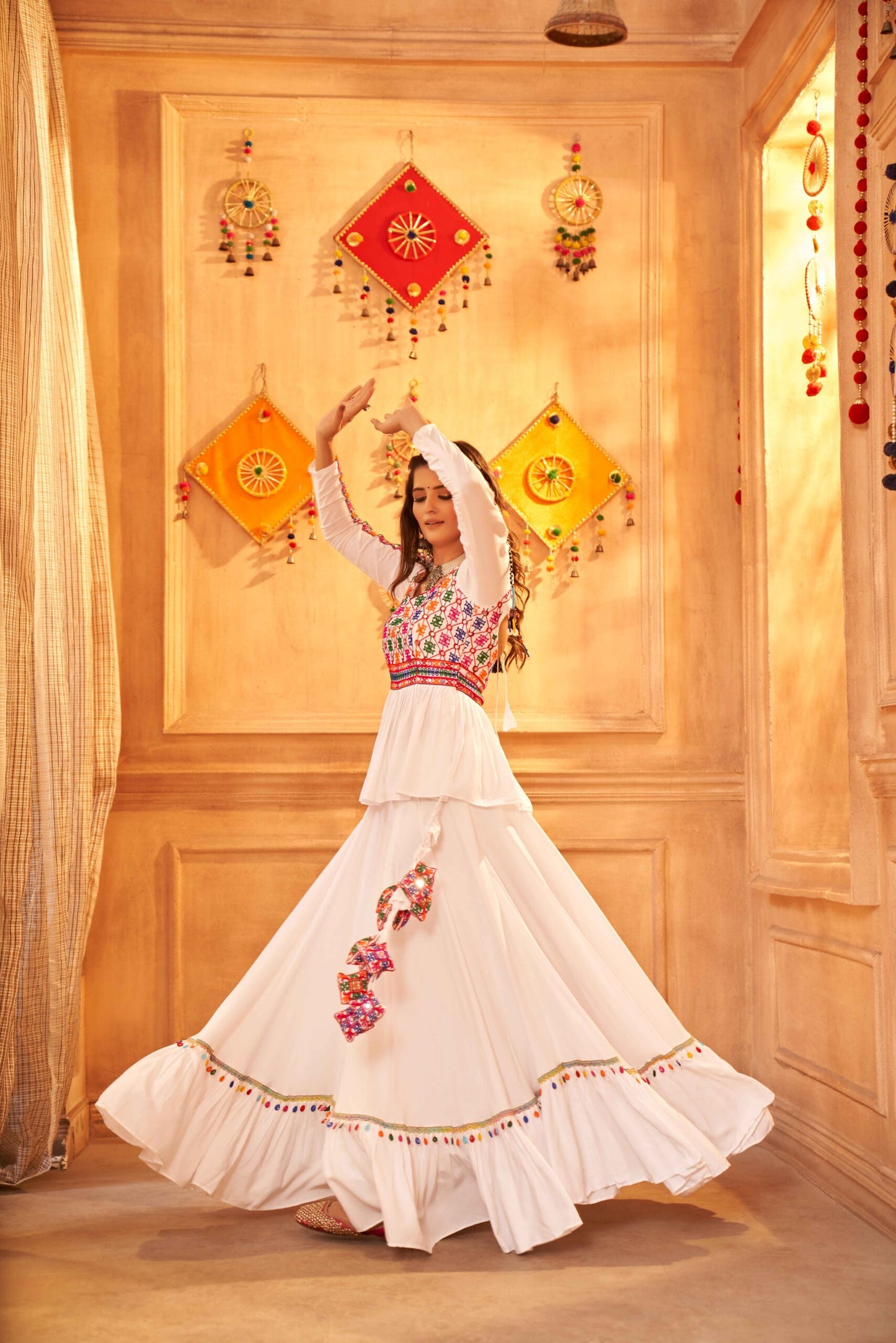 White Color Embroidered Work Designer Choli With Ghagra For Navratri Special Collection-SSBIKLL01